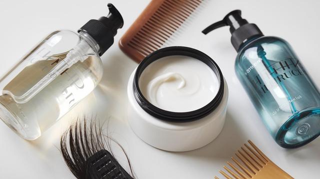 Best Anti-Frizz Hair Serums for Smooth, Frizz-Free Hair Best Anti-Frizz Hair Serums for Smooth, Frizz-Free Hair